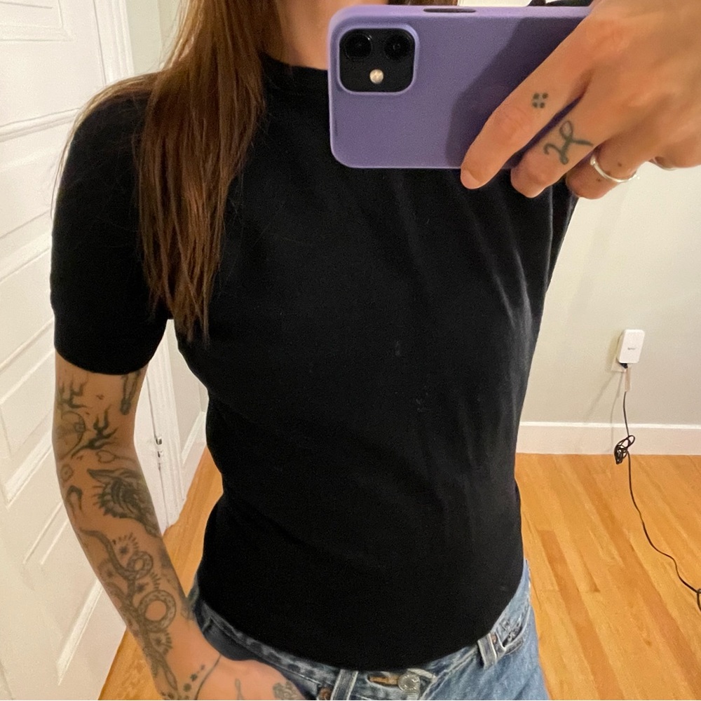 VINTAGE BLACK WOOL SHORT SLEEVE SWEATER